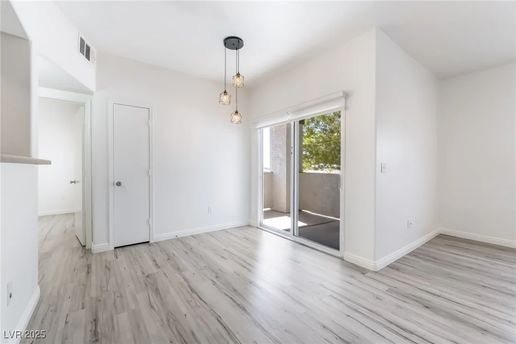 7255 Sunset, Las Vegas, NV 89113