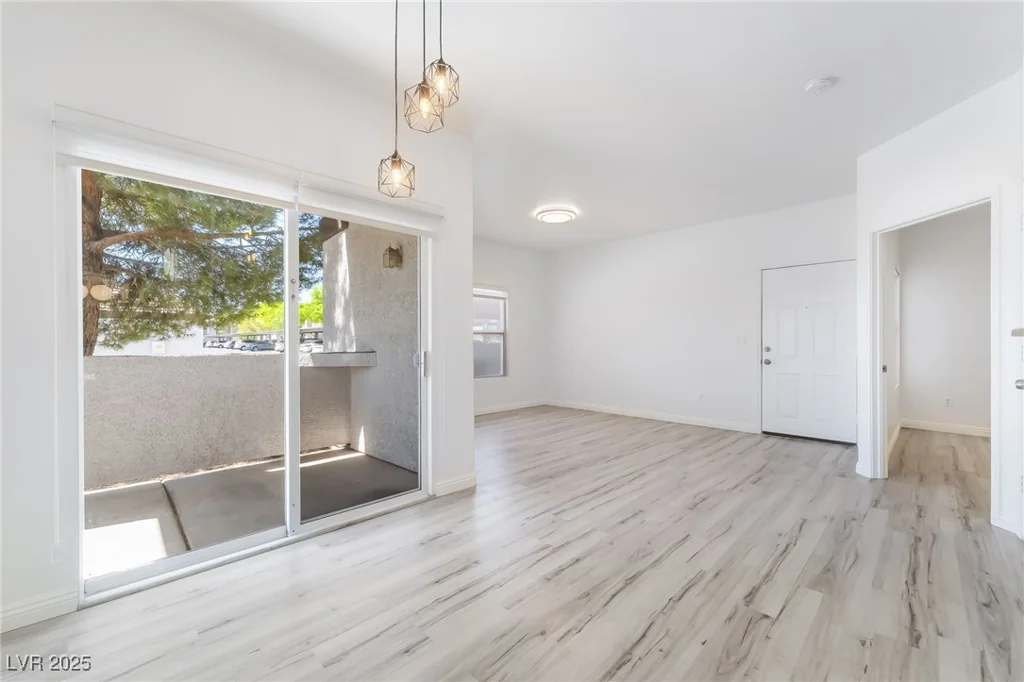 7255 Sunset, Las Vegas, NV 89113