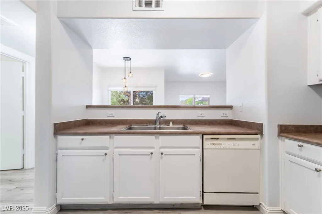 7255 Sunset, Las Vegas, NV 89113
