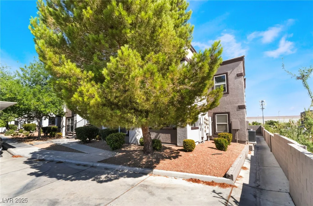 7255 Sunset, Las Vegas, NV 89113