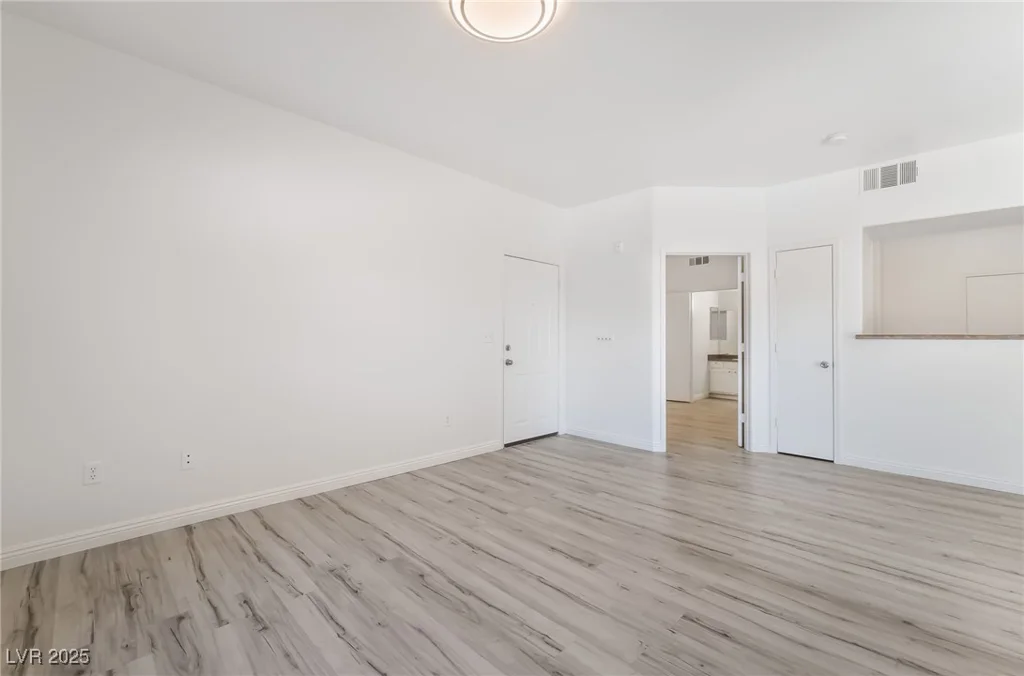 7255 Sunset, Las Vegas, NV 89113