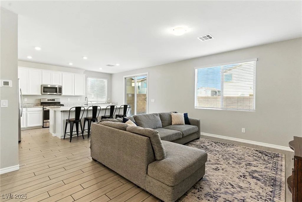 5606 Verde Valley, North Las Vegas, NV 89081