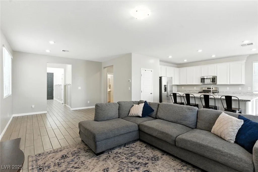 5606 Verde Valley, North Las Vegas, NV 89081