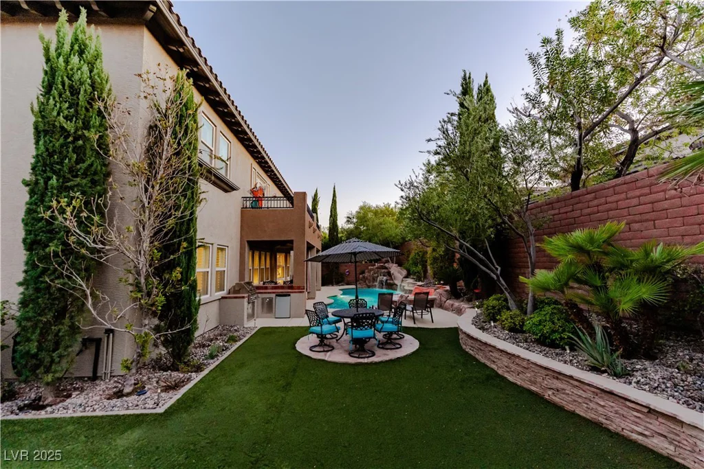 10047 Magical View, Las Vegas, NV 89178