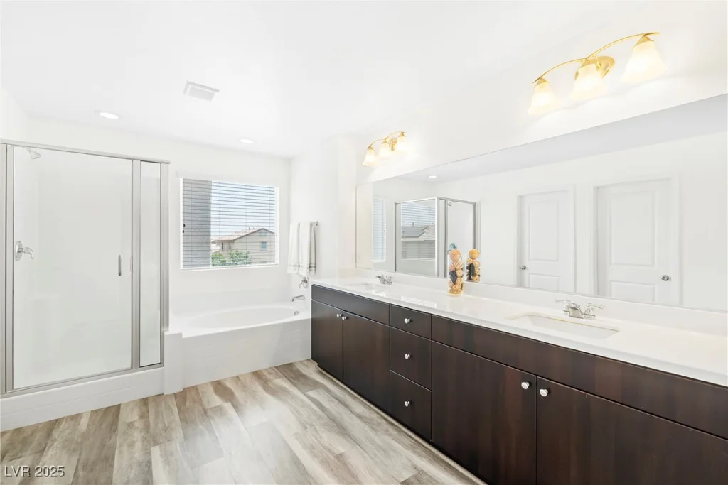 4503 Amberley Ridge, Las Vegas, NV 89115