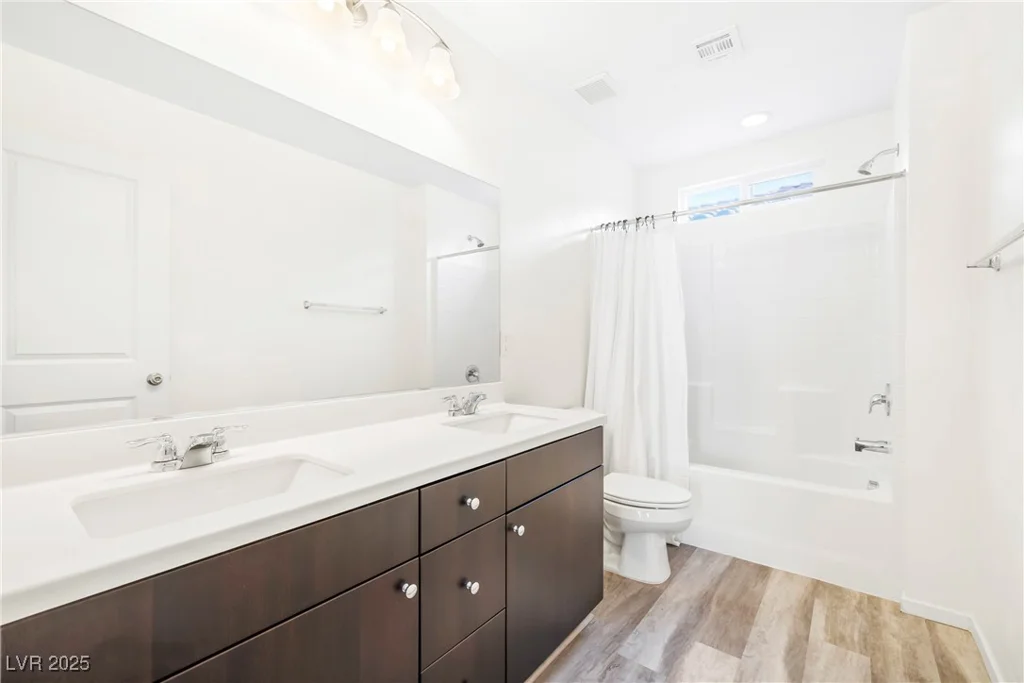 4503 Amberley Ridge, Las Vegas, NV 89115