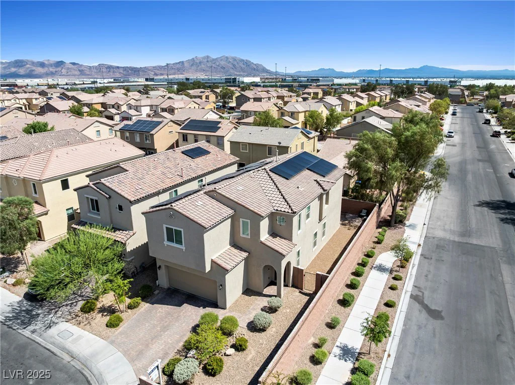 4503 Amberley Ridge, Las Vegas, NV 89115
