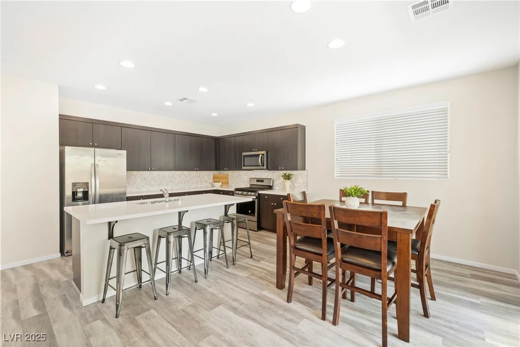 4503 Amberley Ridge, Las Vegas, NV 89115