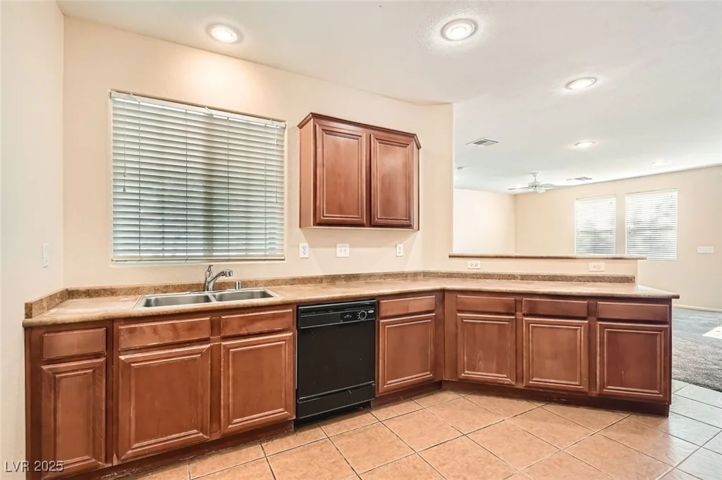 6250 Arby, Las Vegas, NV 89118