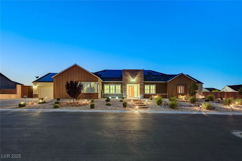 7590 Sky Horse, Las Vegas, NV 89113