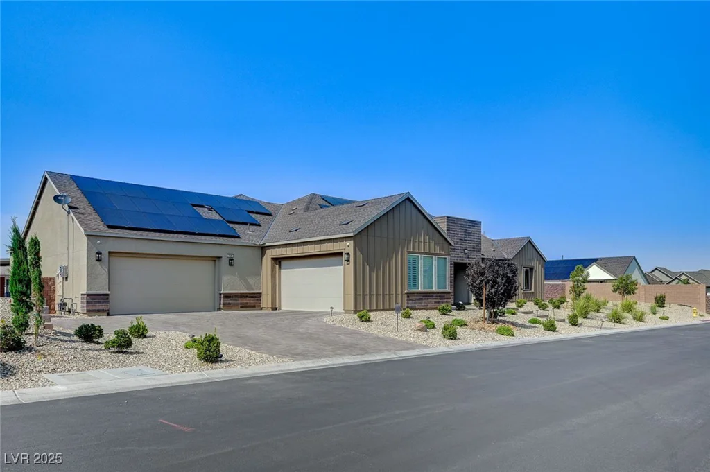 7590 Sky Horse, Las Vegas, NV 89113