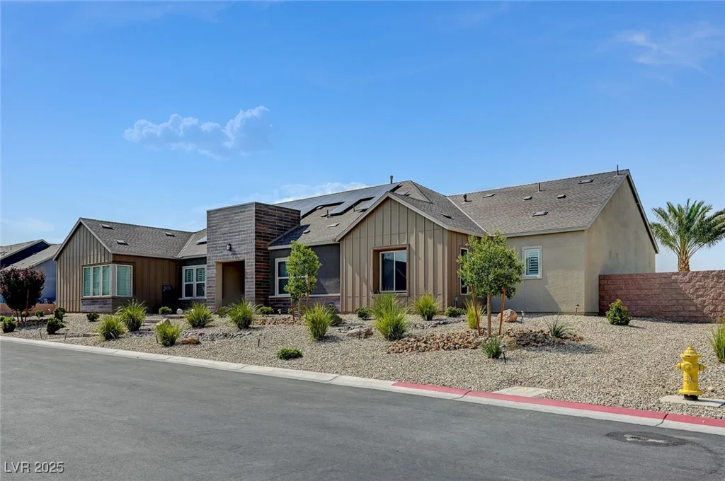 7590 Sky Horse, Las Vegas, NV 89113