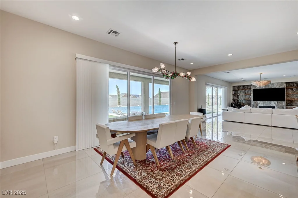 7590 Sky Horse, Las Vegas, NV 89113