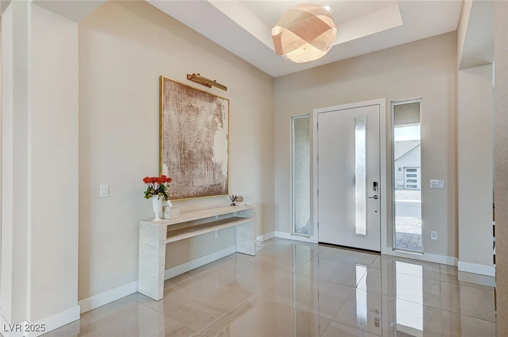 7590 Sky Horse, Las Vegas, NV 89113
