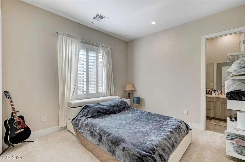 7590 Sky Horse, Las Vegas, NV 89113