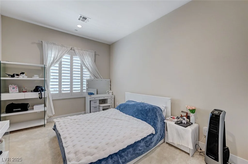 7590 Sky Horse, Las Vegas, NV 89113