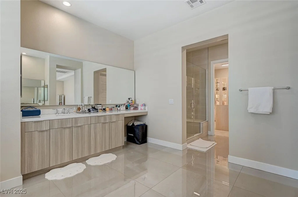 7590 Sky Horse, Las Vegas, NV 89113
