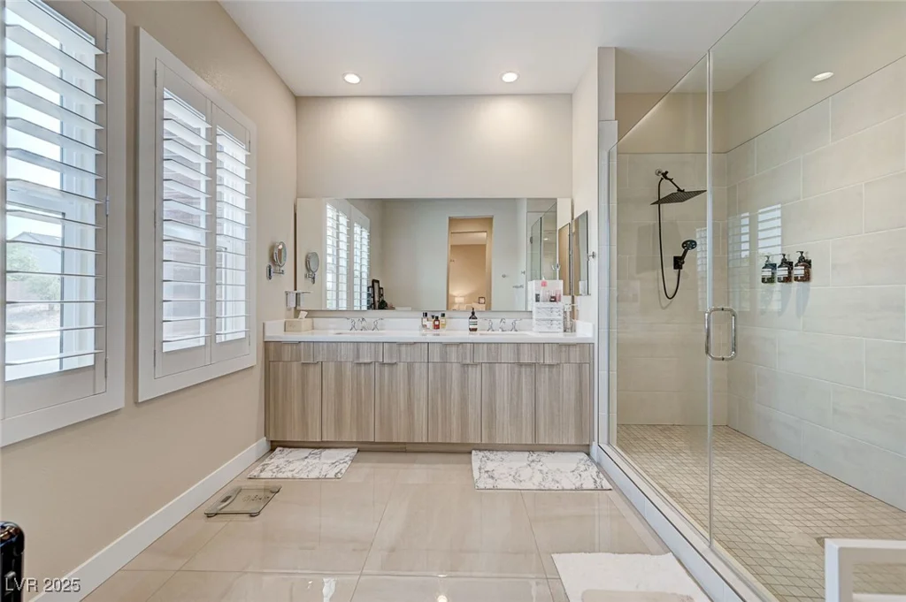 7590 Sky Horse, Las Vegas, NV 89113