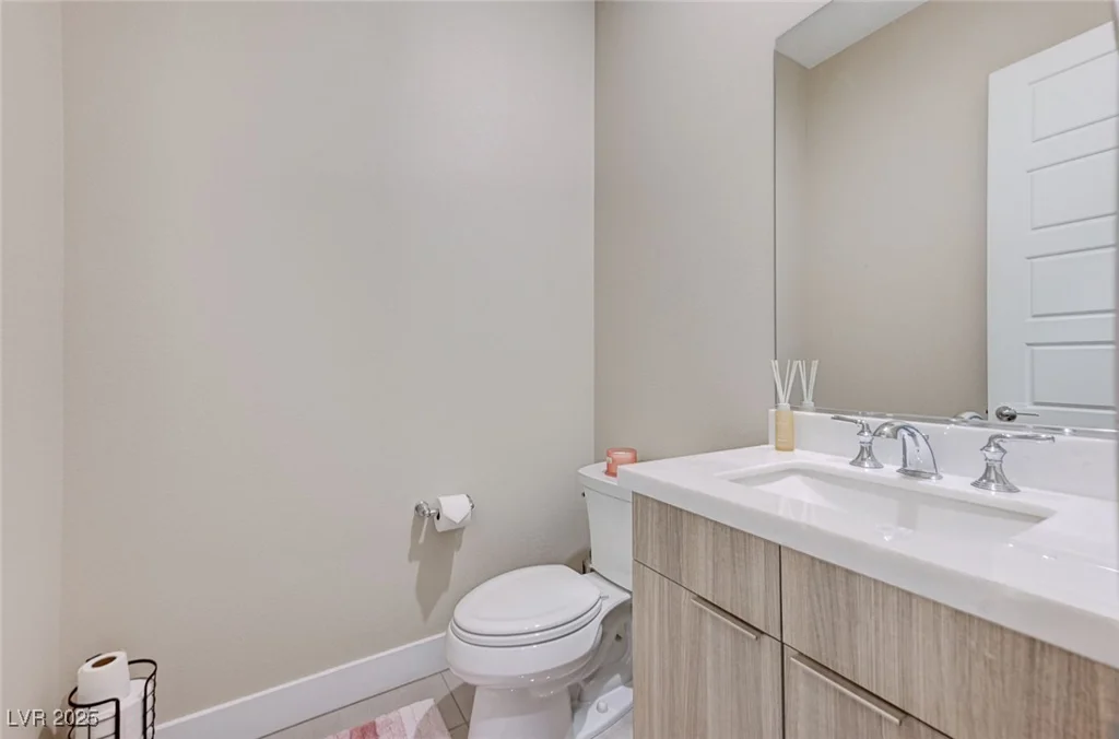 7590 Sky Horse, Las Vegas, NV 89113