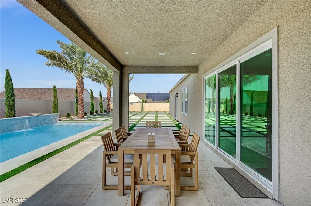 7590 Sky Horse, Las Vegas, NV 89113