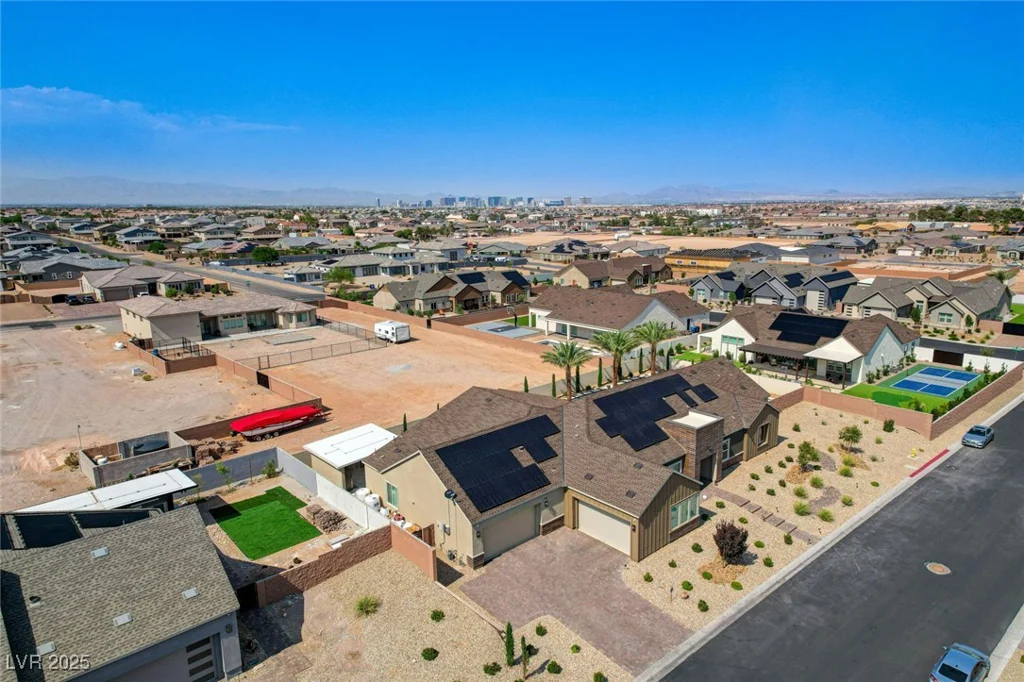 7590 Sky Horse, Las Vegas, NV 89113