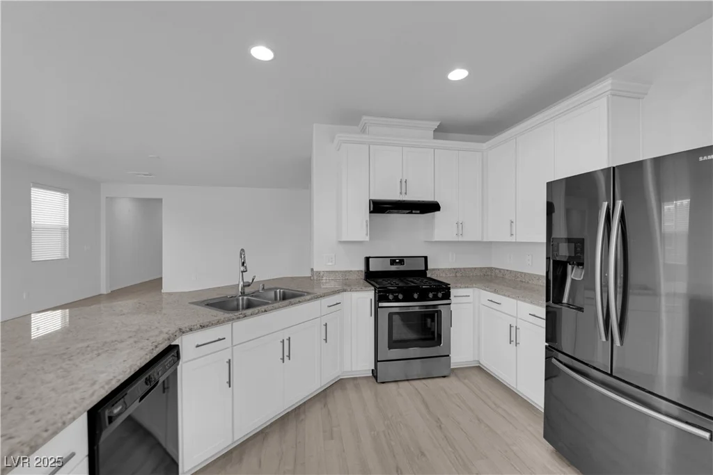 9205 Keystone Ridge, Las Vegas, NV 89148