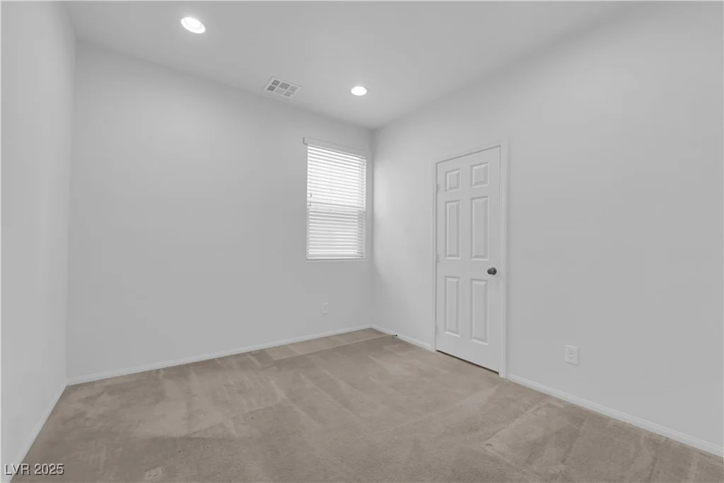 9205 Keystone Ridge, Las Vegas, NV 89148