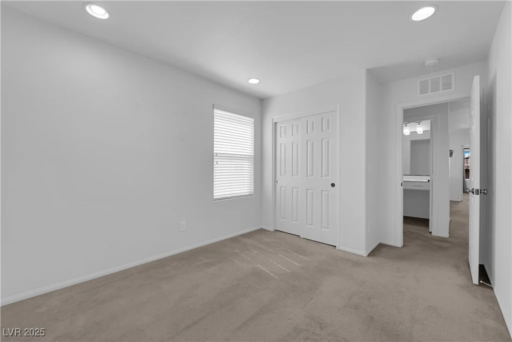 9205 Keystone Ridge, Las Vegas, NV 89148