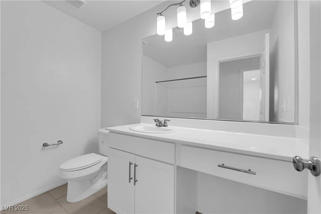 9205 Keystone Ridge, Las Vegas, NV 89148