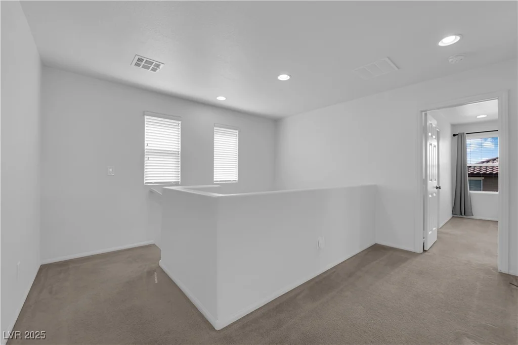 9205 Keystone Ridge, Las Vegas, NV 89148