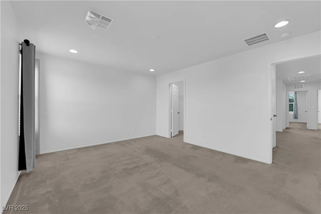 9205 Keystone Ridge, Las Vegas, NV 89148
