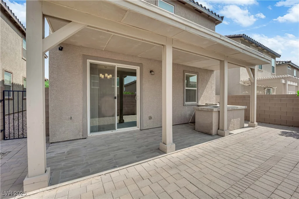 9205 Keystone Ridge, Las Vegas, NV 89148