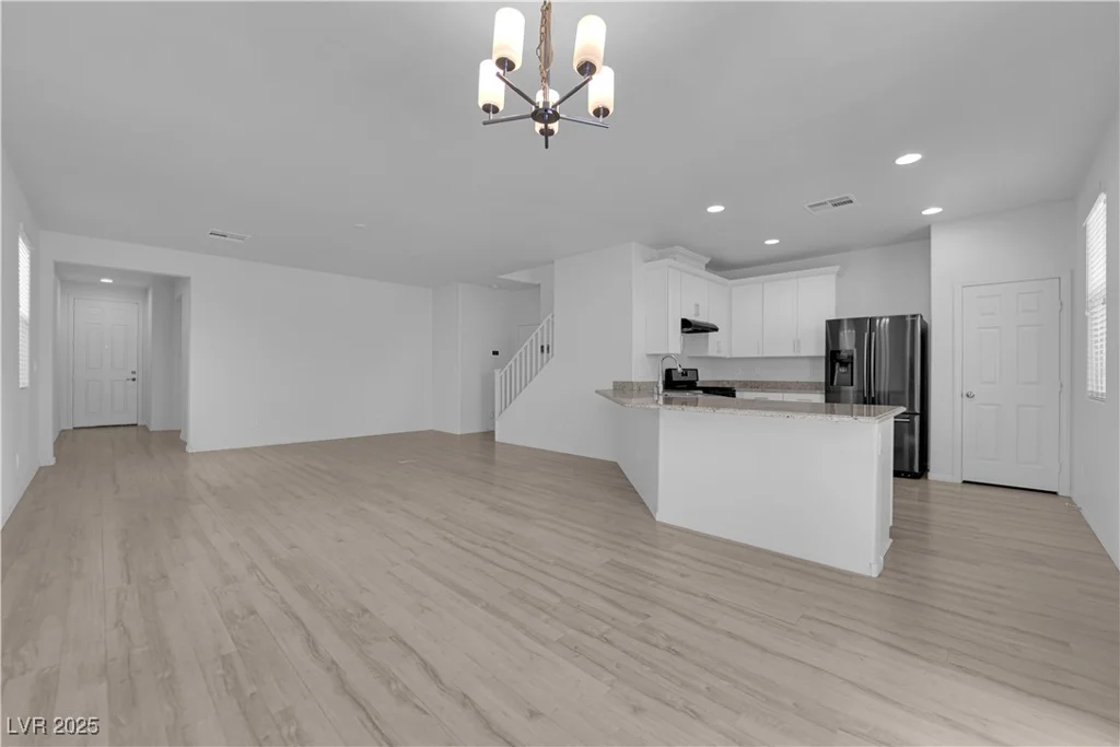 9205 Keystone Ridge, Las Vegas, NV 89148