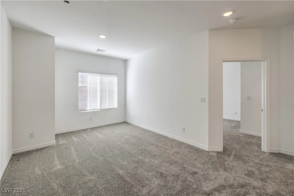 600 Carriage Hill, Las Vegas, NV 89138