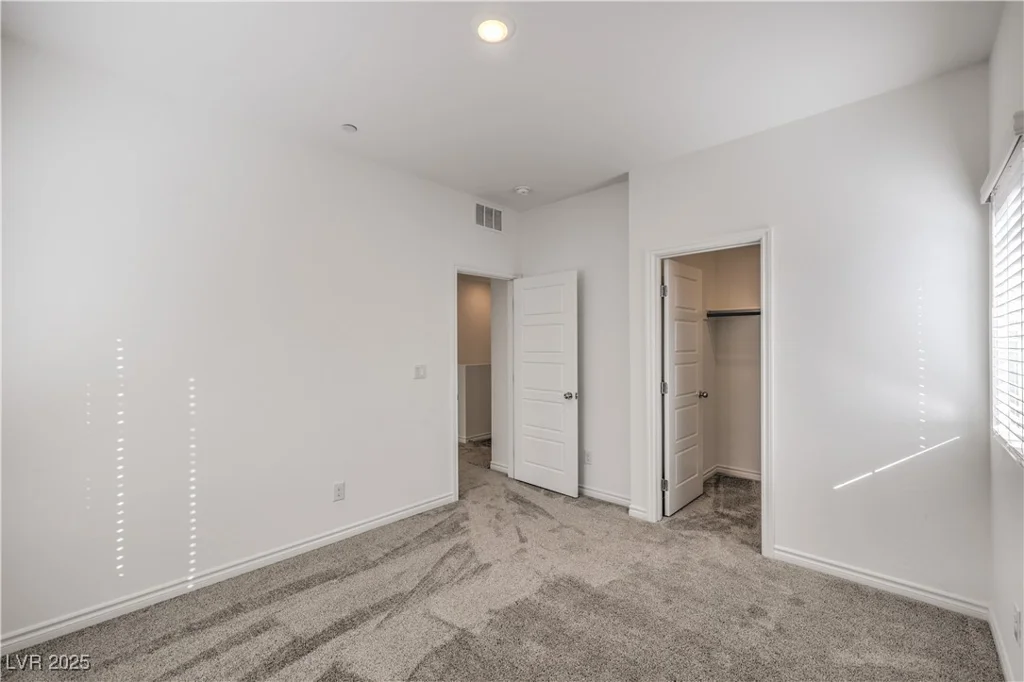 600 Carriage Hill, Las Vegas, NV 89138