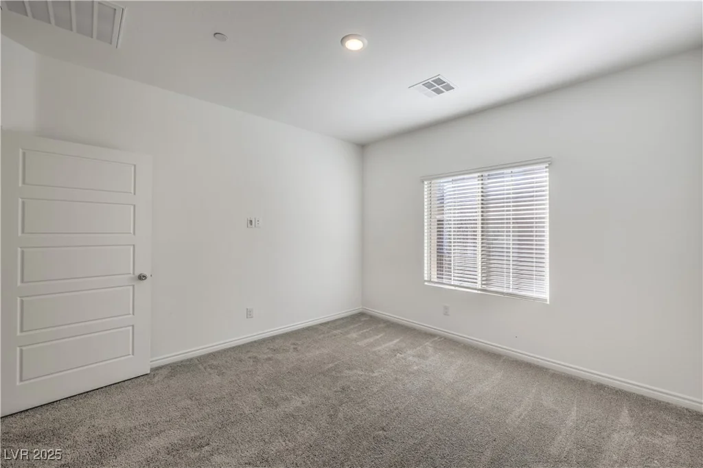 600 Carriage Hill, Las Vegas, NV 89138