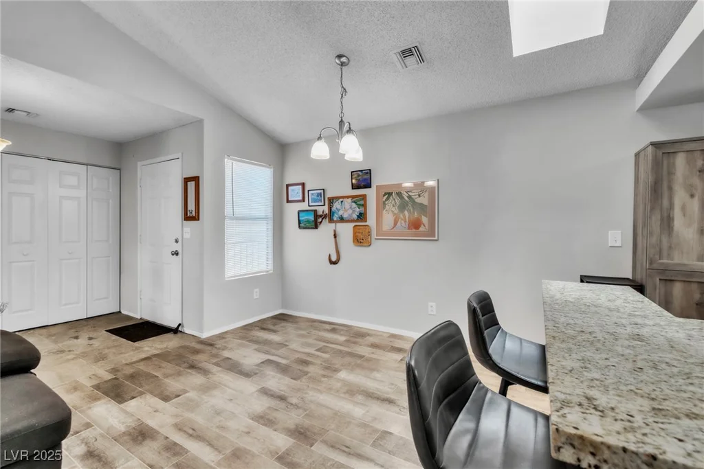 2995 Sunset, Las Vegas, NV 89120