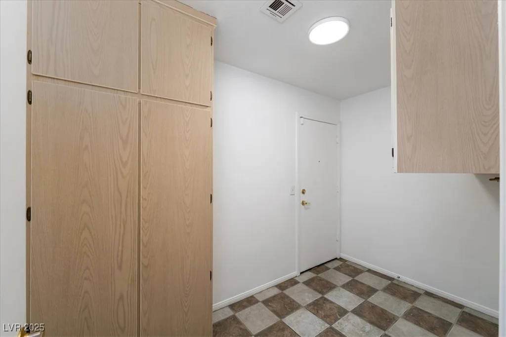 1414 Reebok, Henderson, NV 89014