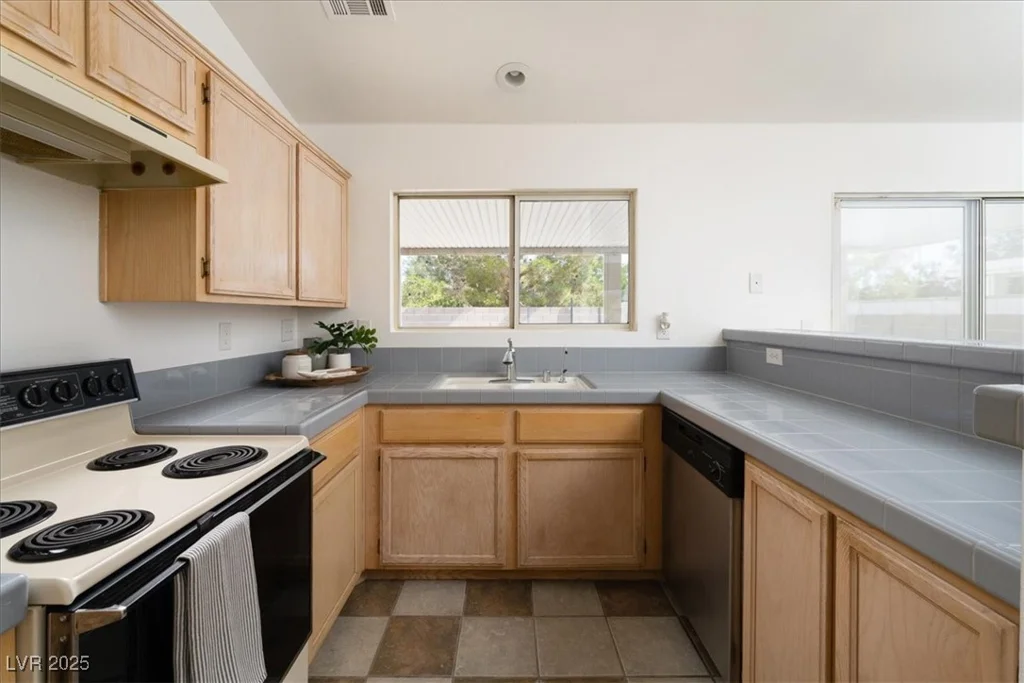 1414 Reebok, Henderson, NV 89014