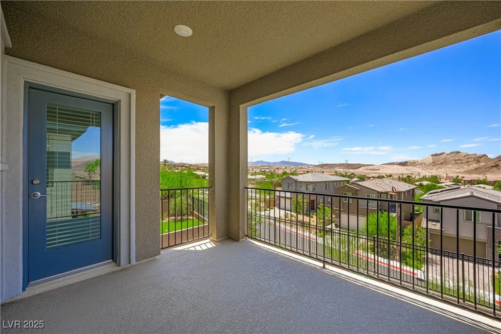175 Strada Fontana, Henderson, NV 89011