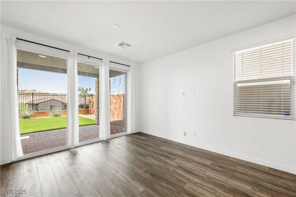 175 Strada Fontana, Henderson, NV 89011