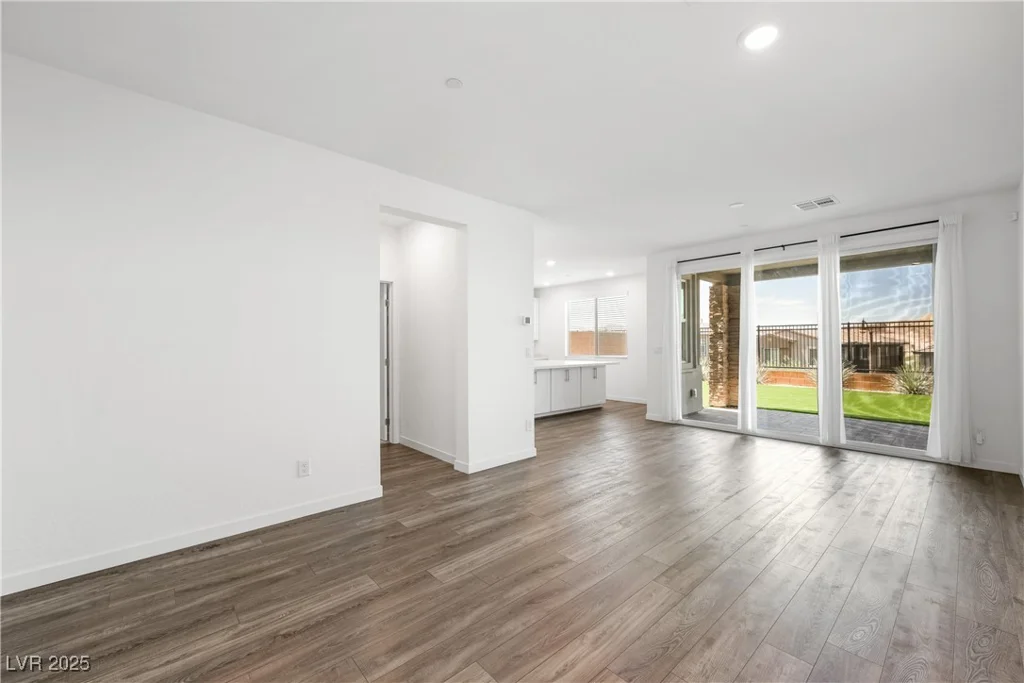 175 Strada Fontana, Henderson, NV 89011