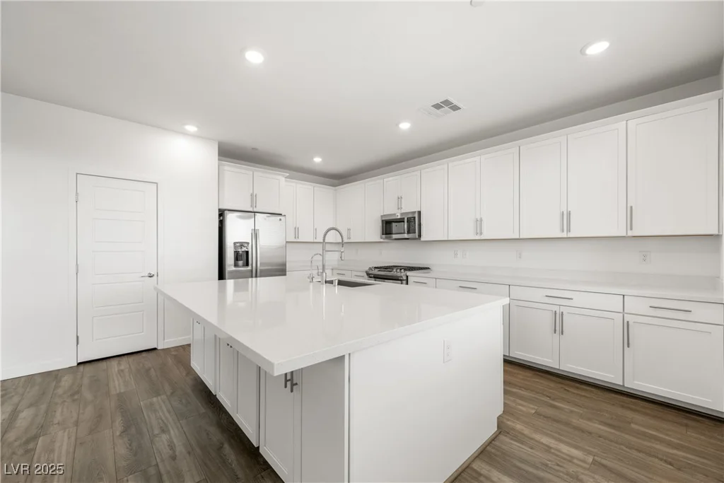 175 Strada Fontana, Henderson, NV 89011