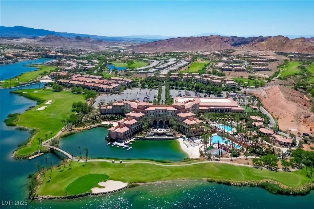 175 Strada Fontana, Henderson, NV 89011