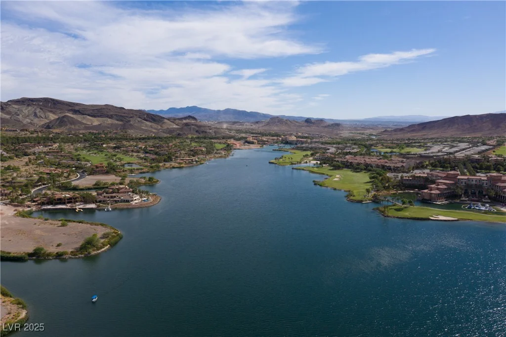 175 Strada Fontana, Henderson, NV 89011