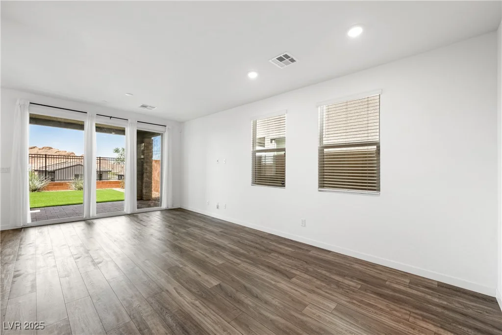175 Strada Fontana, Henderson, NV 89011