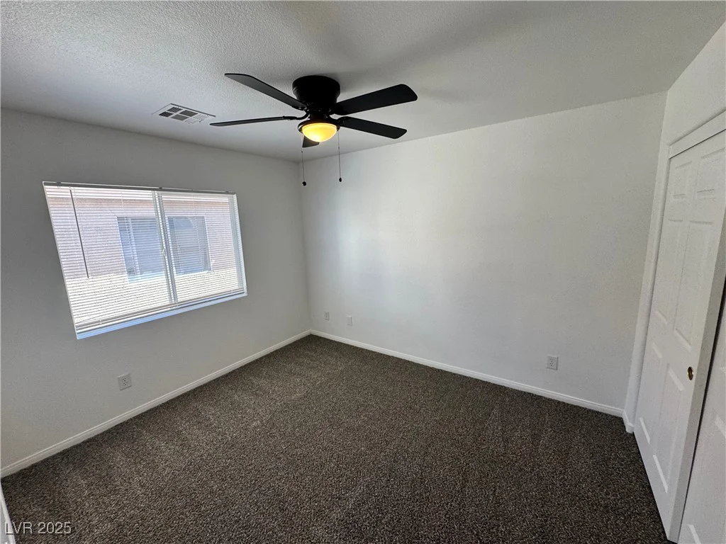 10574 Salmon Leap, Las Vegas, NV 89183