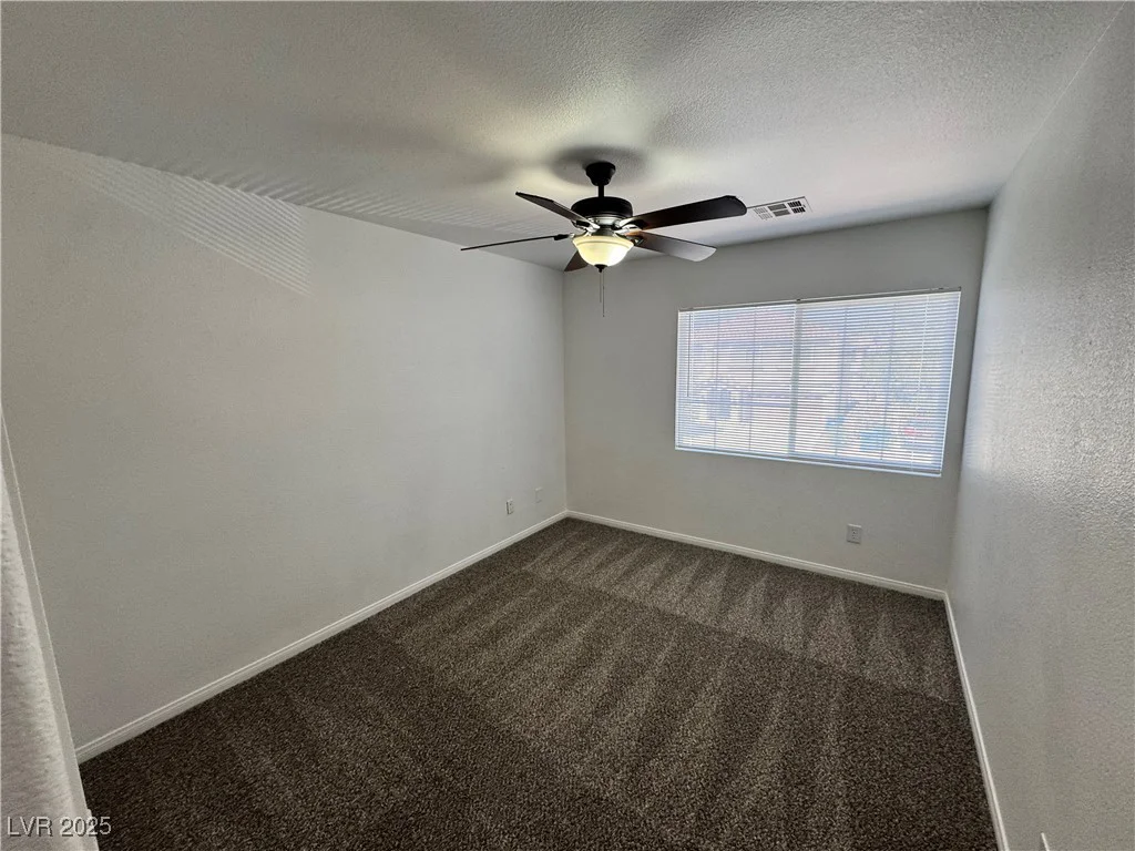 10574 Salmon Leap, Las Vegas, NV 89183