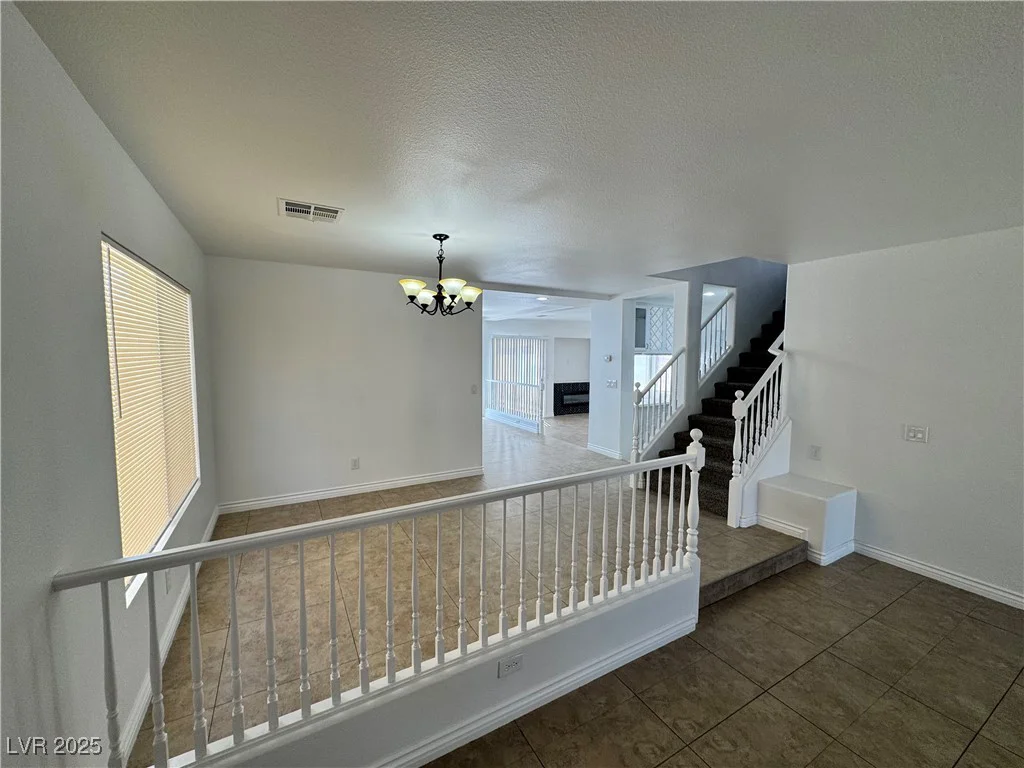 10574 Salmon Leap, Las Vegas, NV 89183