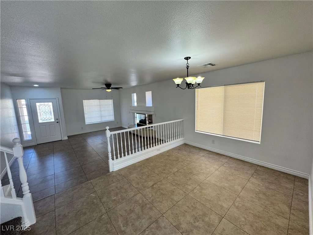 10574 Salmon Leap, Las Vegas, NV 89183